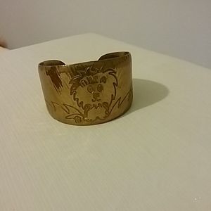 Handmade bracelet by MODA